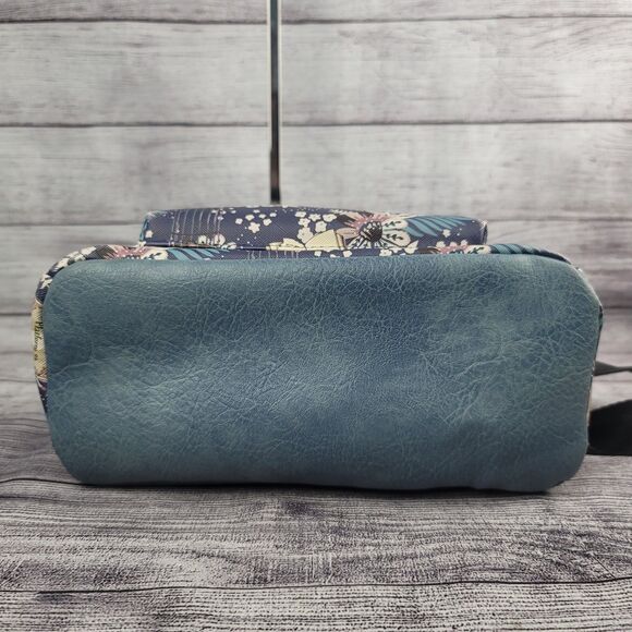 Harry Potter Hogwarts ICONS Floral Backpack Wizarding World Letter Hedwig Magic - Picture 9 of 9